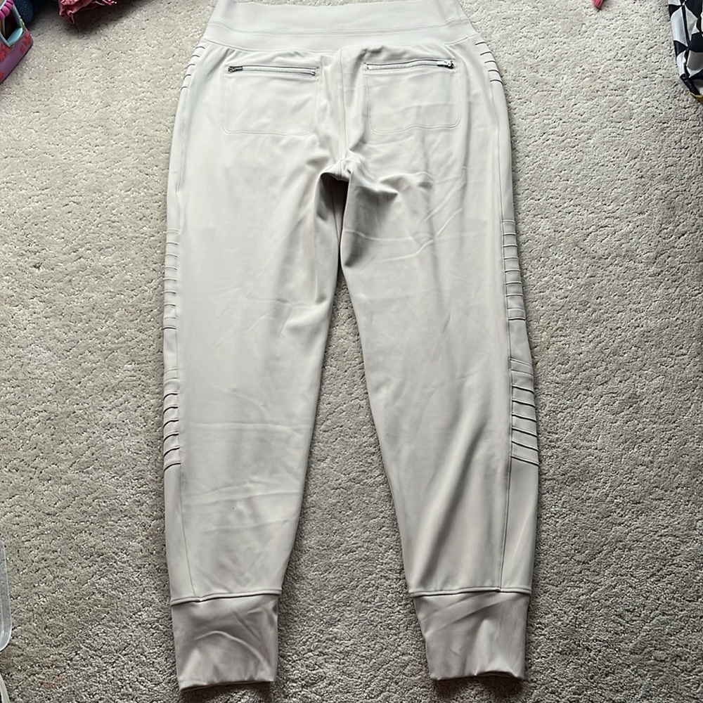 Athleta Venice Moto Jogger Abalone Bone M - Picture 8 of 8
